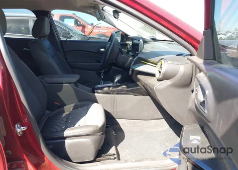 2025 Chevrolet Trax Fwd Lt z USA, uszkodzony, nr VIN KL77LHEP1SC088064